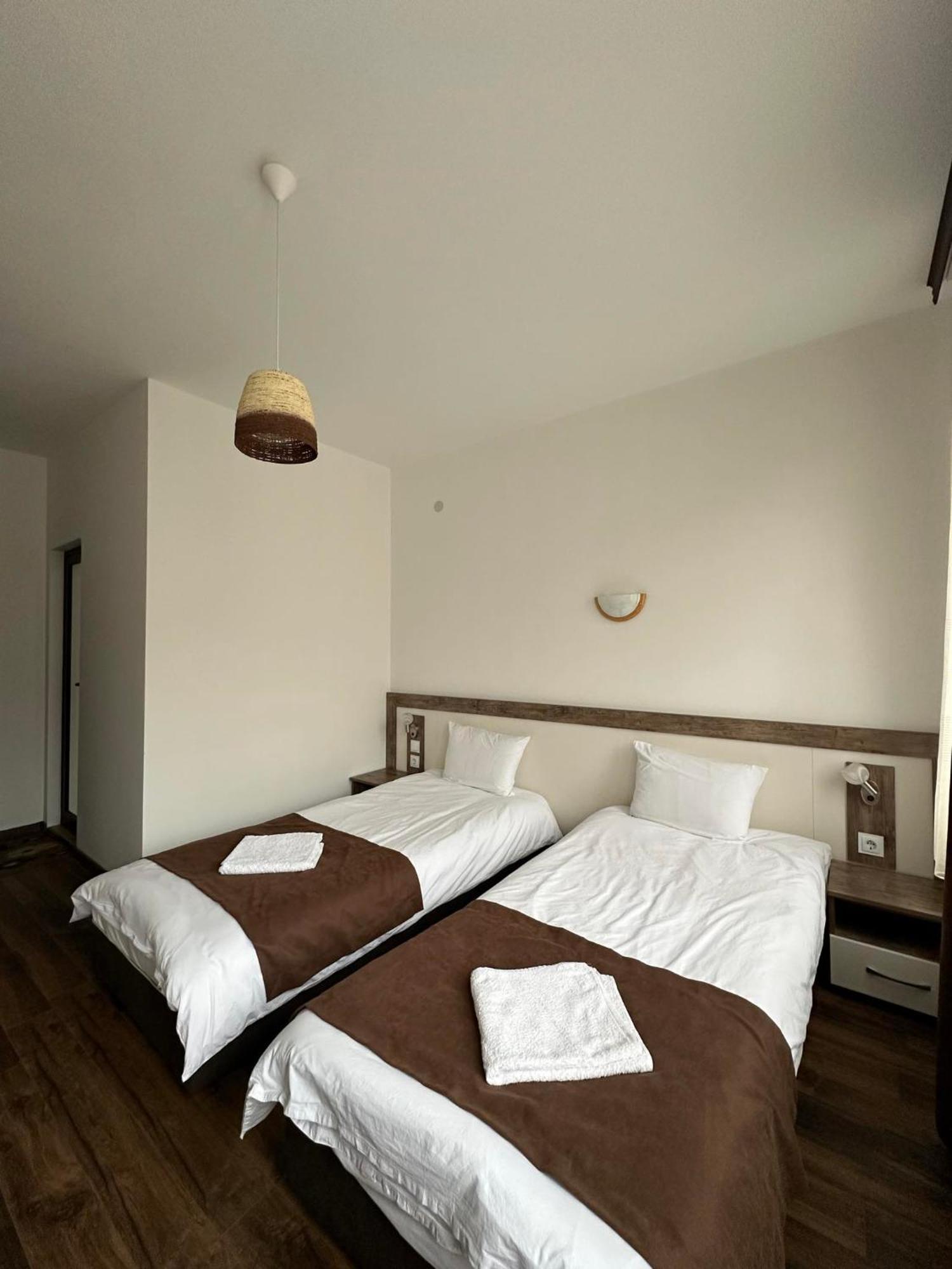Hotel Бялата Къща Chakalarovo Exteriér fotografie