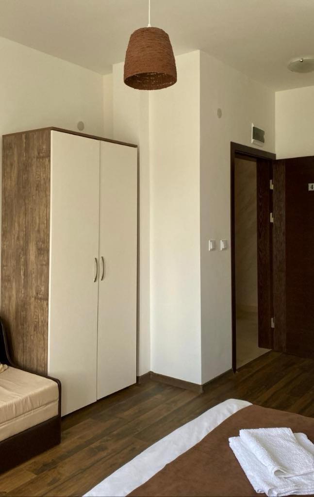 Hotel Бялата Къща Chakalarovo Exteriér fotografie